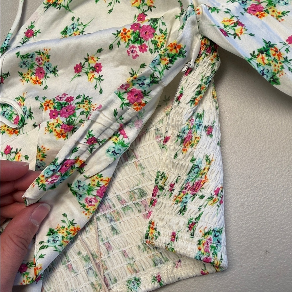 NWT For Love and Lemons Floral Long Sleeve Crop Top - Picture 6 of 9